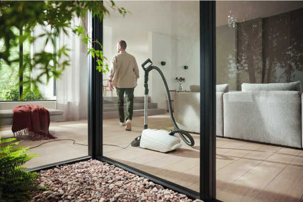 Odkurzacz Miele Guard L1 Comfort Titanium-PF 12559870